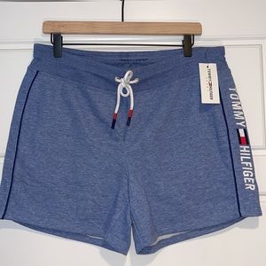 TOMMY HILFIGER Short